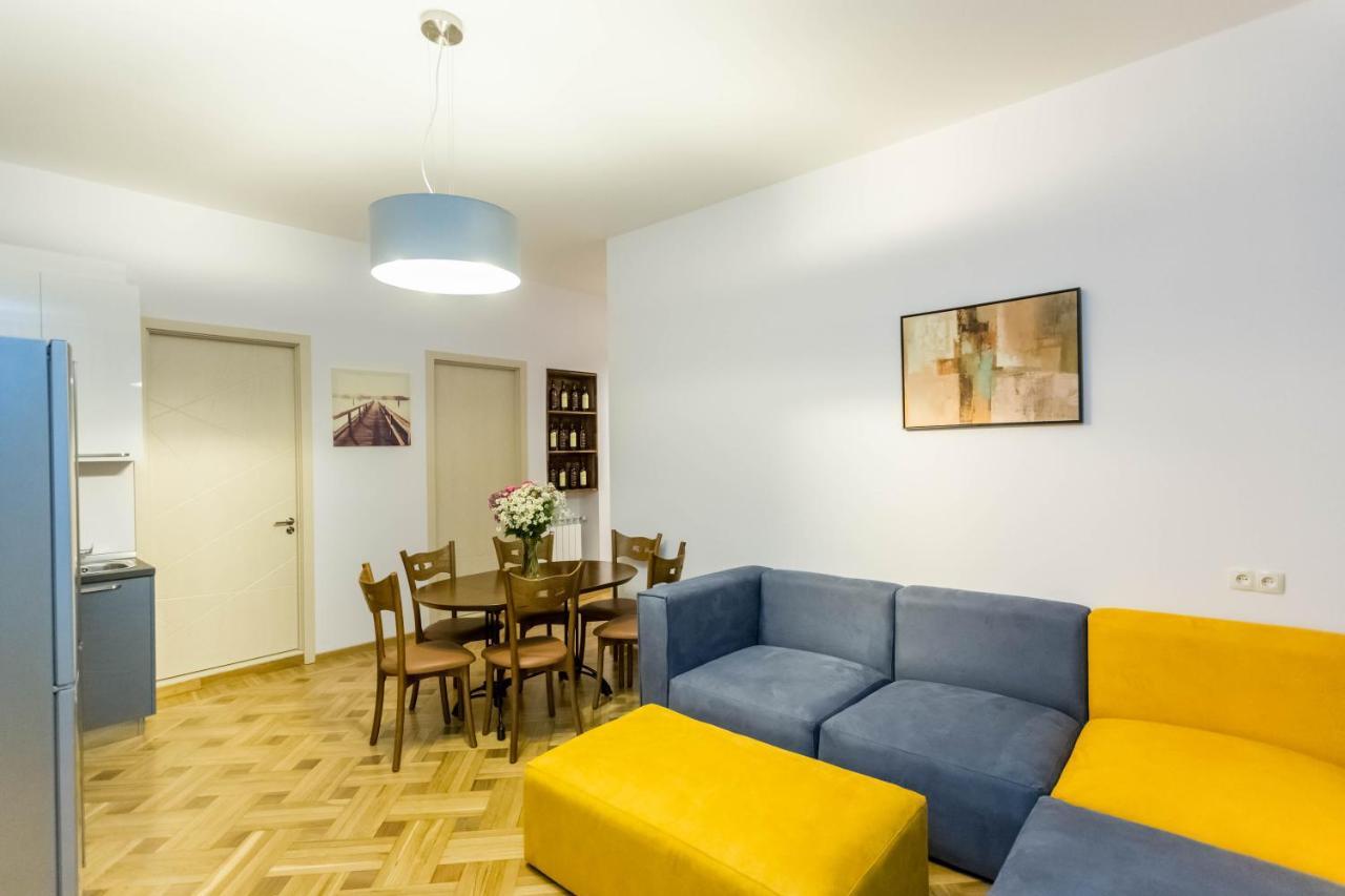 Luxury 3 Bedroom Apartment By Freedom Square City Center Tbilisi Luaran gambar