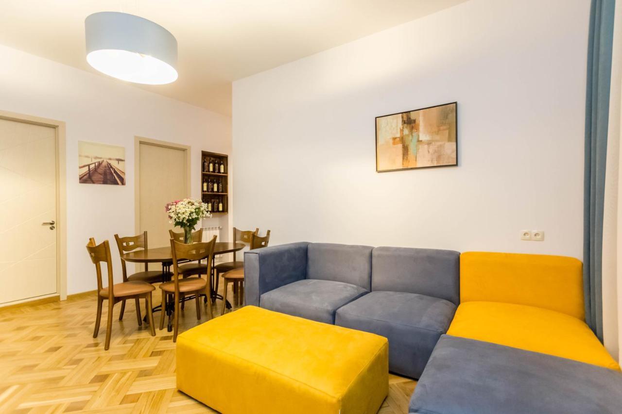 Luxury 3 Bedroom Apartment By Freedom Square City Center Tbilisi Luaran gambar